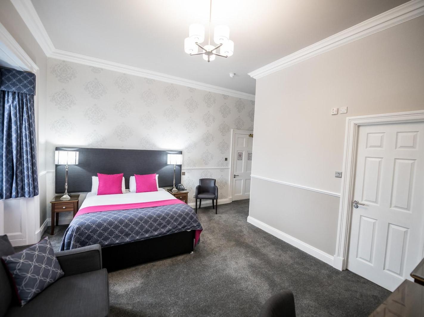 Kincaid House Hotel Milton of Campsie Bagian luar foto